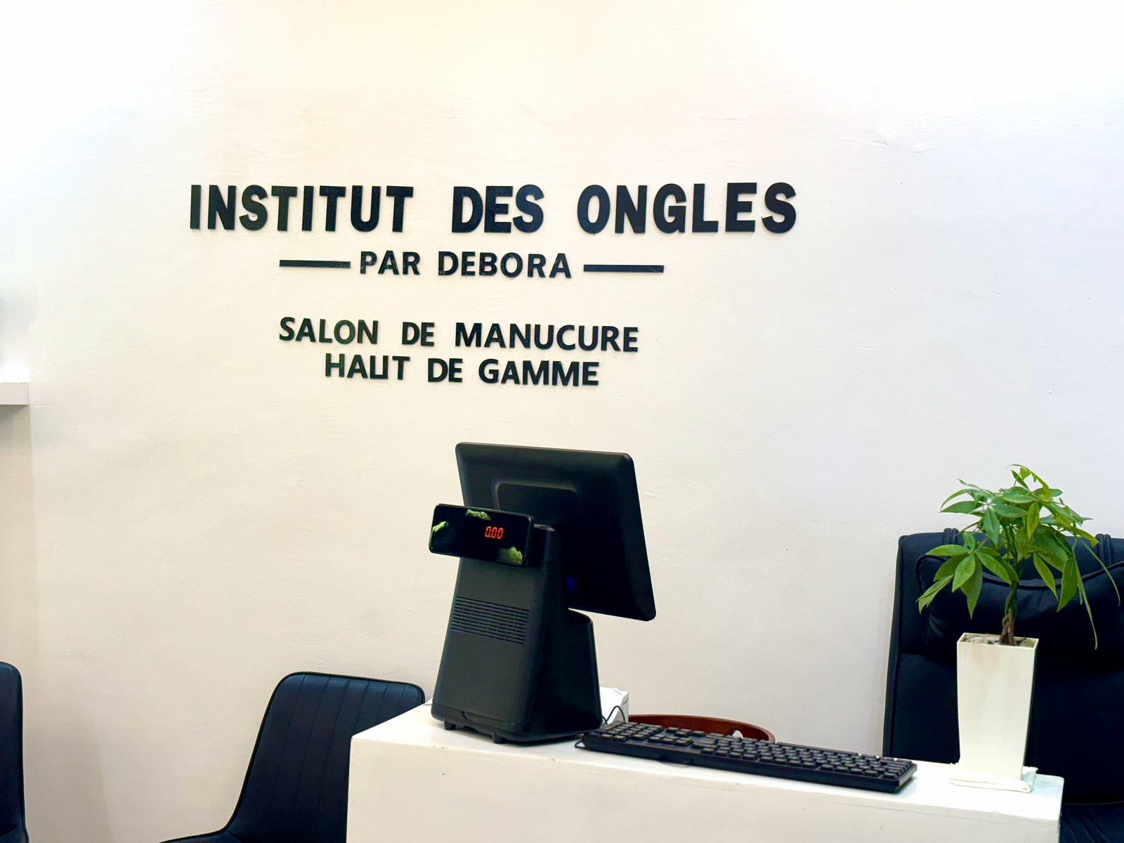 Réservez votre prestation — Institut des Ongles