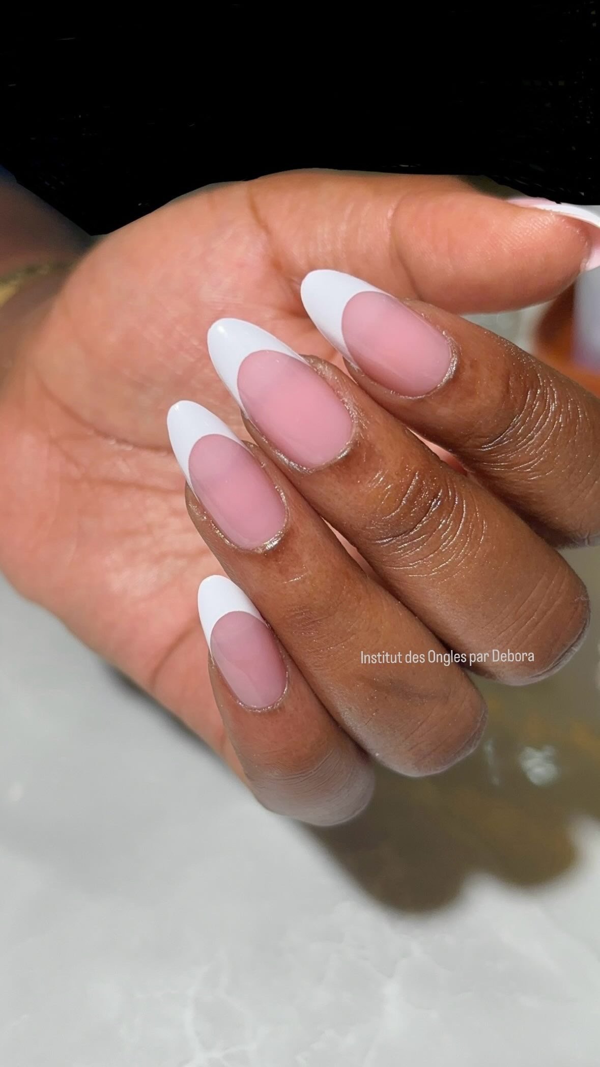 Ongles pré-fait French Manucure